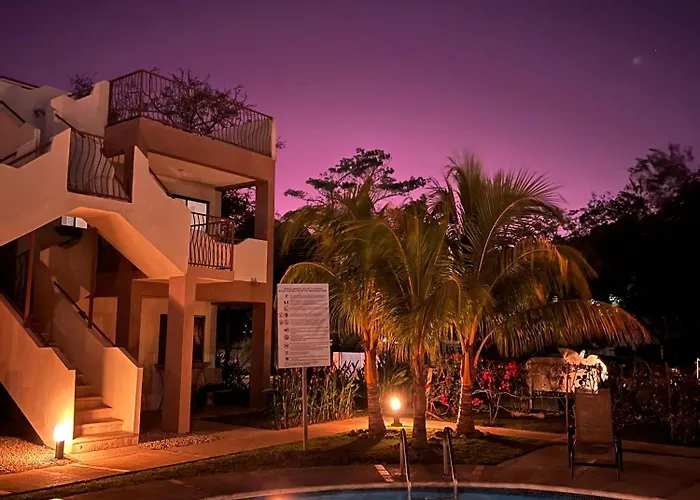 The Nest 2 Bedroom1 Bath Rooftop Patio Сasa de vacaciones Coco