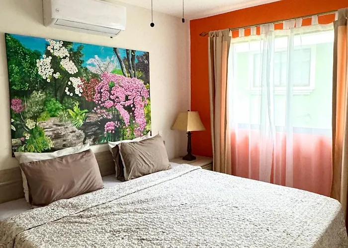 Сasa de vacaciones The Nest 2 Bedroom1 Bath Rooftop Patio